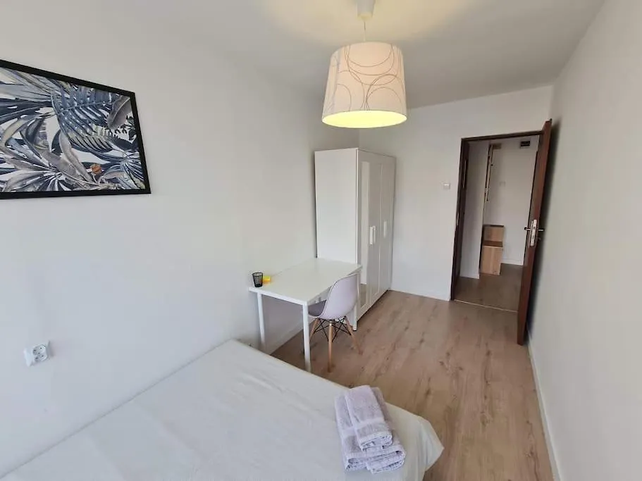 Apartment Wierzbno - Wygodny Apartament Przy Stacji Metra Warsaw
