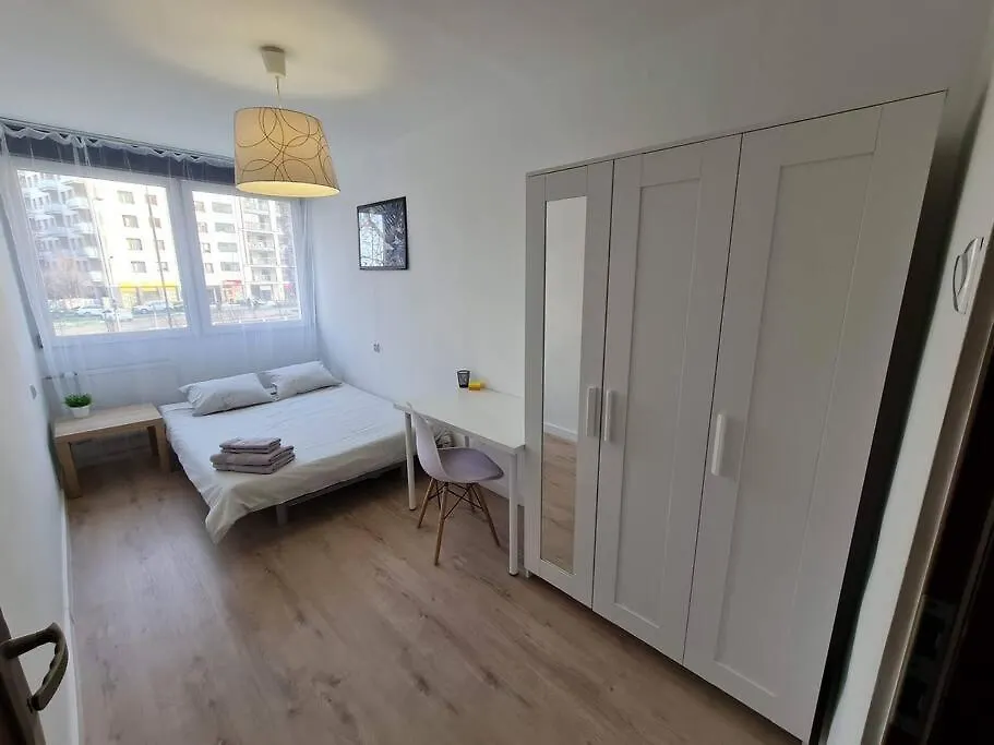 Wierzbno - Wygodny Apartament Przy Stacji Metra Warsaw Apartment